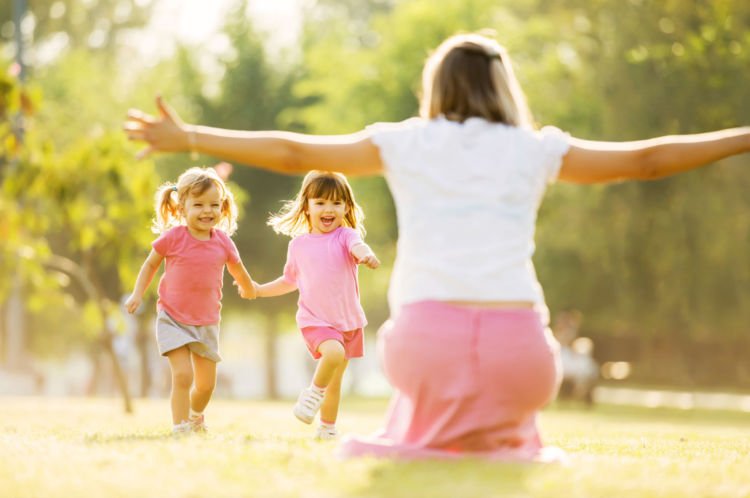 10 Alasan Jadi Tante itu Menyenangkan, Sebelum Akhirnya Jadi Ibu Untuk Anak-anakmu Sendiri