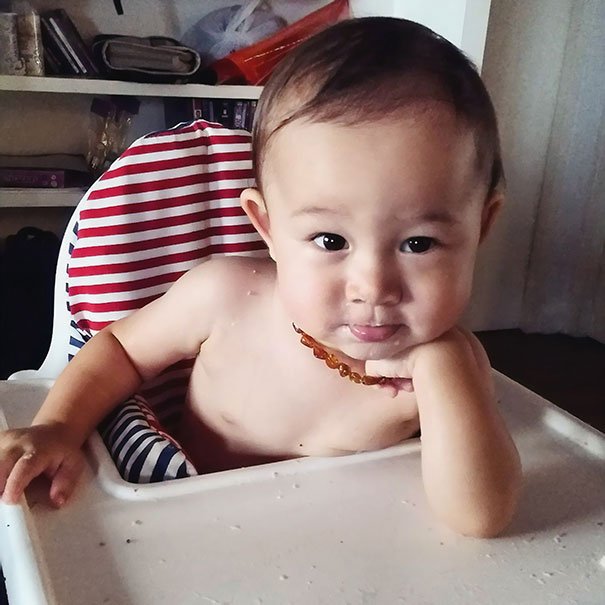 Kamu Tahan Nggak sih Kalau Digodain dengan Pose Genit 15 Bayi ini? Meleleh Banget Lihatnya, Duh!