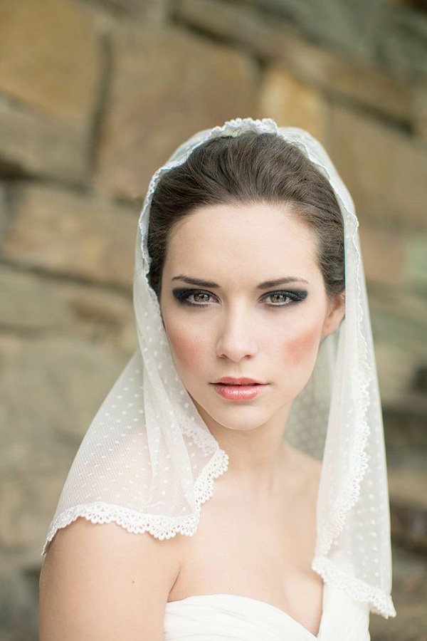 20+ Inspirasi Menata Wedding Veil, si Tudung Pengantin untuk Sempurnakan Momen Istimewa