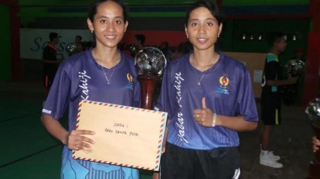 9 Hal Inspiratif dari Lena-Leni. Srikandi Kembar Cabor Sepak Takraw yang Dulu Sempat Jadi Pemulung