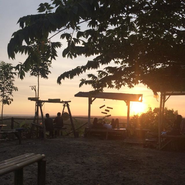 Dear Penikmat Senja, 10 Tempat Nongkrong di Jogja Ini Cocok untuk Menikmati Sunset yang Istimewa!