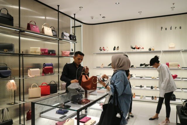 Usung Konsep Baru, Gerai Pedro di Senayan City Bikin Lebih Nyaman Belanja. Puas Deh Shopping di Sana