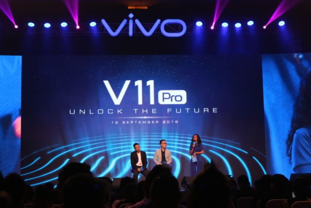 Vivo Resmi Keluarkan Smartphone Terbaru - V11 Pro. Ponsel Canggih dengan Screen Touch ID