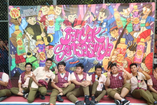 Boyband Latin CNCO Sukses Hadirkan Sensasi Berbeda Pada Fruit Tea School Sensation 2018 di SMA Ananda Bekasi