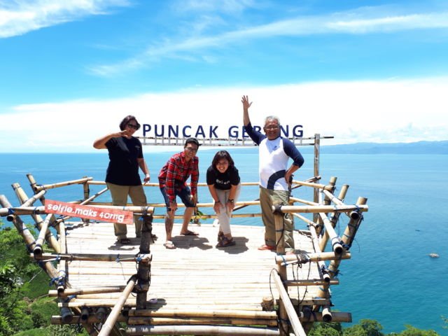 Titik pandang puncak gebang