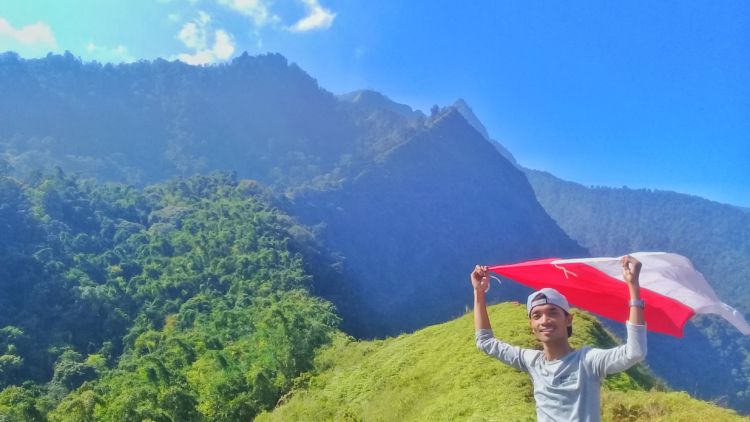 Menikmati Indahnya Puncak Watu Jengger, Surga Bagi Pendaki Pemula. Yakin Nih Nggak Mau Coba?