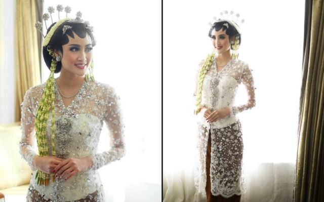 12+ Rupa-rupa Kebaya Bertabur Kristal Swarovski. Lagi Hits buat Lamaran atau Acara Resepsi