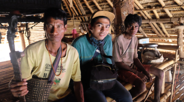 Kampung Adat Ratenggaro, Desa Terindah di Pulau Sumba. Nuansa Magisnya Begitu Terasa!