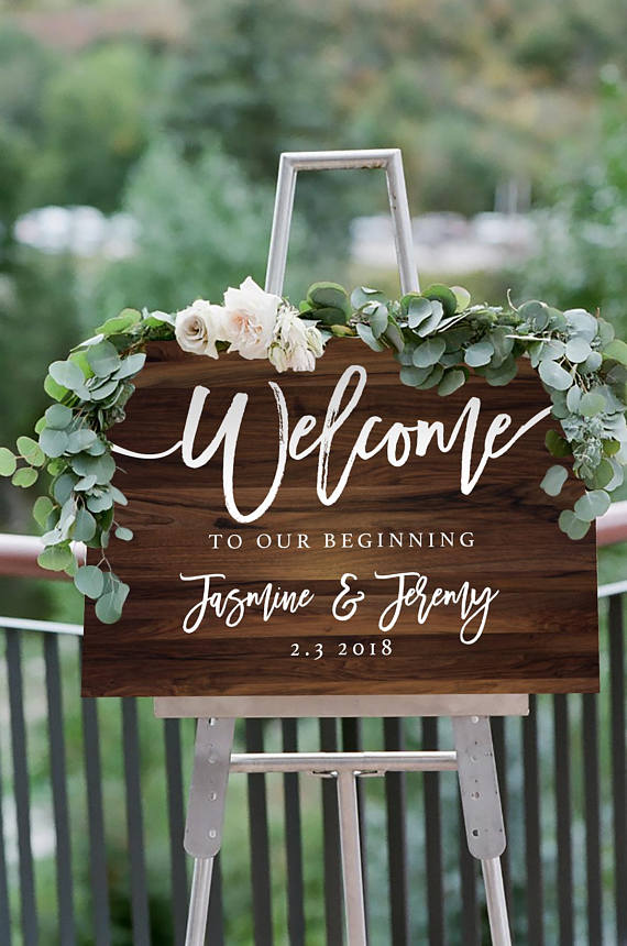 12+ Inspirasi Wedding Sign Gaya Rustic untuk Pernikahan. Lebih dari Sekadar Penanda Tamu Undangan!