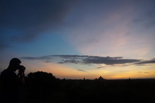 Sensasi Berlibur ke Candi dengan Balon Udara di Bagan, Myanmar. Terasa Magis dan Romantis Abis!