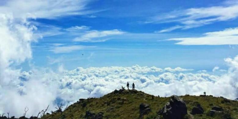 5 Gunung di Sulawesi Selatan Ini Sayang Banget Dilewatkan. Pendakianmu Akan Lebih Menantang!