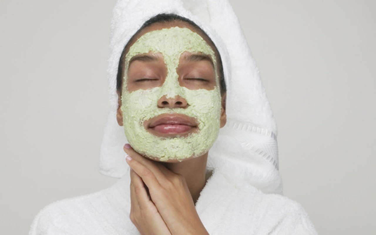 7 Ramuan Masker Muka Berbahan Alami yang Bisa Dibuat Sendiri. Mudah, Murah dan Bebas Kimiawi!