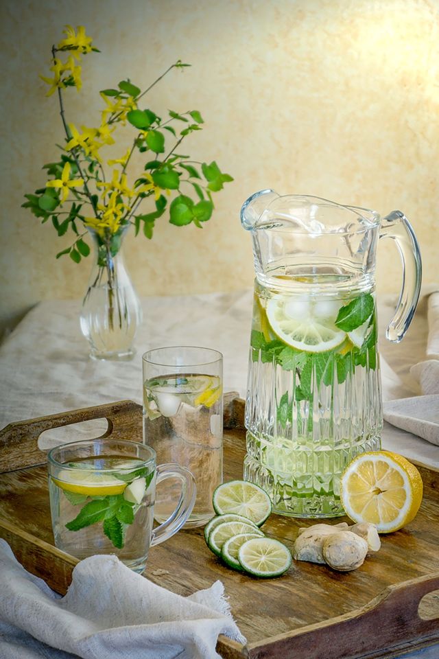 Konsumsi infused water