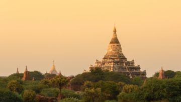 Sensasi Berlibur ke Candi dengan Balon Udara di Bagan, Myanmar. Terasa Magis dan Romantis Abis!