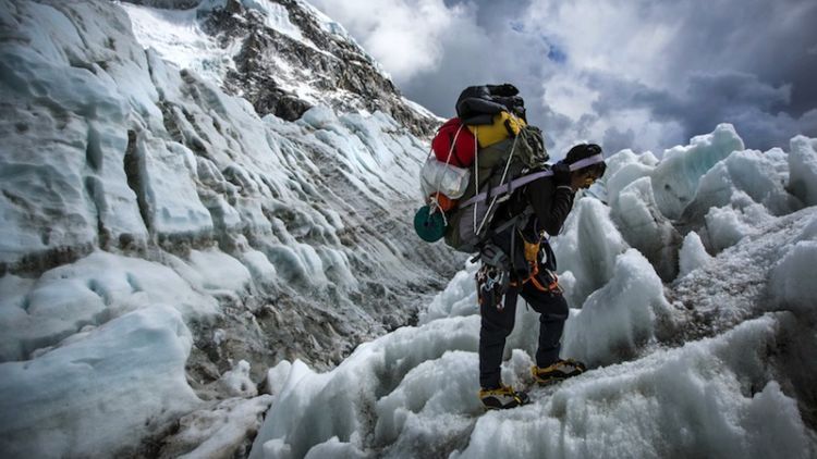 Tak Ada Orang yang Bisa Mendaki Everest Tanpa Mereka, Begini 12 Fakta di Balik Kehidupan Sherpa