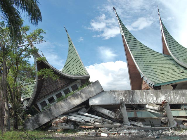 7 Kota di Indonesia yang Terancam Gempa Besar di Masa Depan. Adakah Kamu Tinggal di Sana?