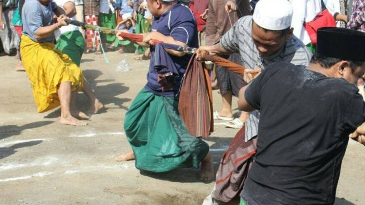 12 Fakta Ini Akan Membuat Kita Lebih Tahu Sedikit Tentang Dunia Santri