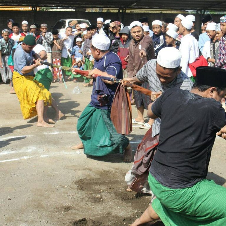 12 Fakta Ini Akan Membuat Kita Lebih Tahu Sedikit Tentang Dunia Santri