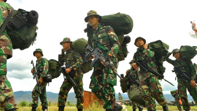 10 Potret Latihan Kopassus RI yang Mirip di Neraka. Pantas Saja Jadi Pasukan Elit yang Disegani