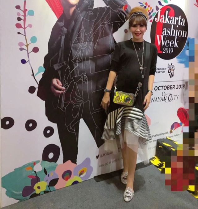 Deretan OOTD Para Penonton JFW 2019 yang Nggak Kalah Modis. Paling Santai Kayak Apa Ya?