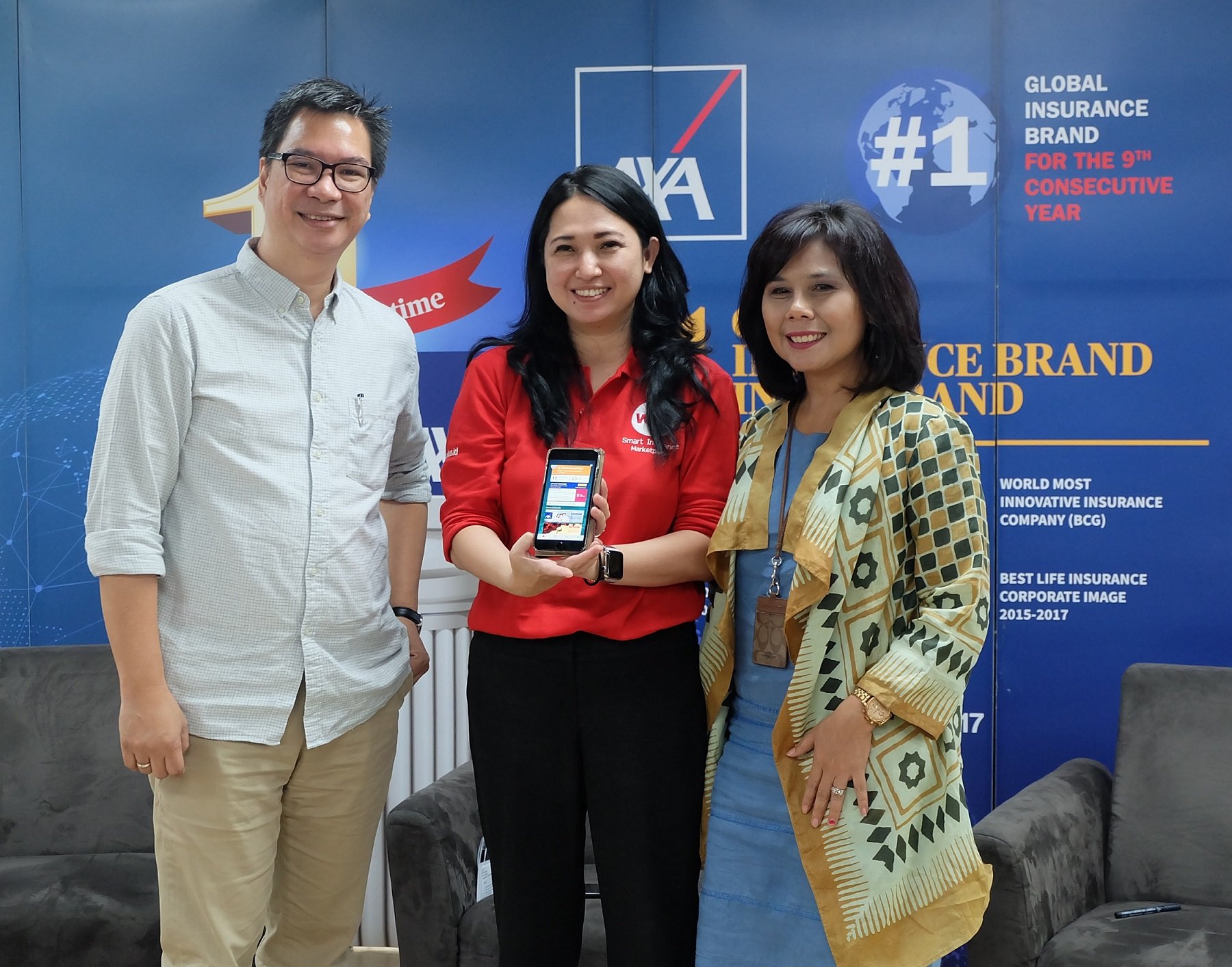 Permudah Layanan Asuransi, AXA Financial Indonesia Jalin Kerjasama dengan WE+ dan Alfamart