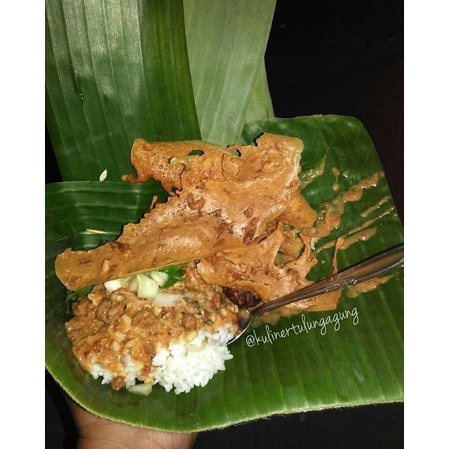 Sego Pecel Tulungagung