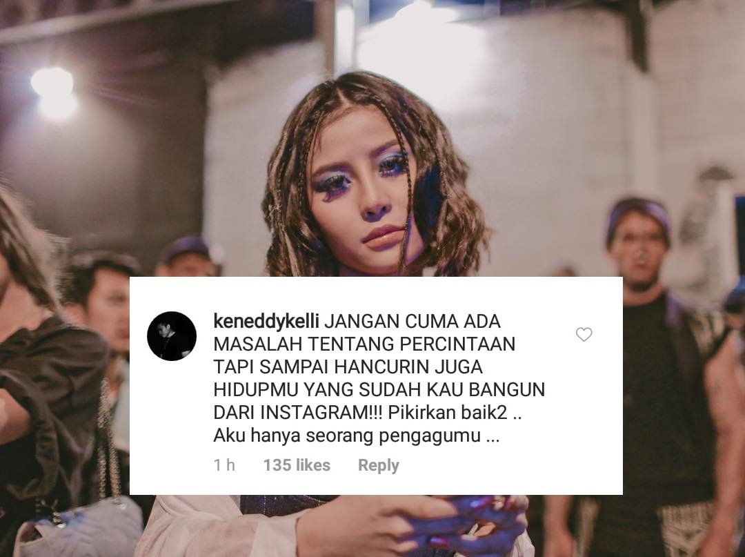 Awkarin Pensiun dari Instagram, Tapi 9 Prediksi Warganet Soal Keadaannya ini Justru Aneh-Aneh