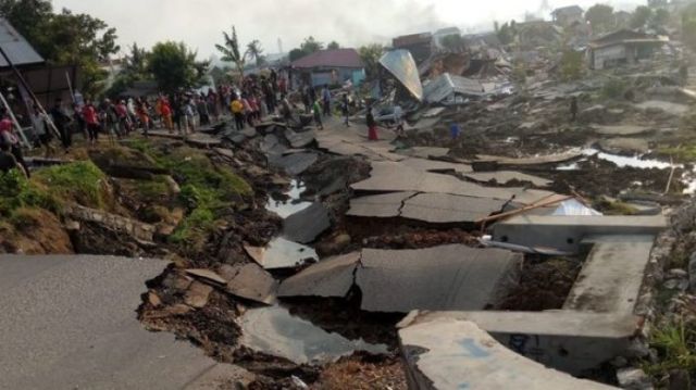 Ini 4 Alasan Kenapa Gempa Palu Bisa Sebabkan Likuifaksi, Bangunan & Mobil Seakan-akan Ditelan Bumi