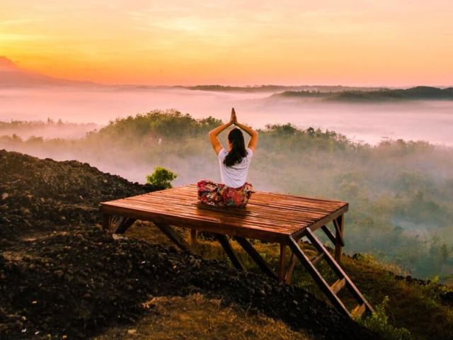 Meditasi membuat kita lebih baik dalam melakukan introspeksi diri