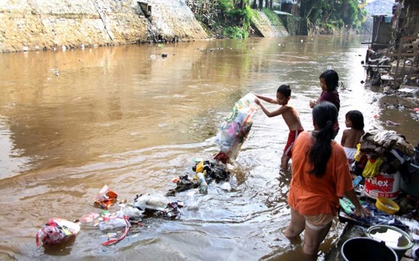 6 Kunci Penting Tinggal di Daerah Rawan Bencana Kayak Indonesia. Jangan Takut dan Terus Waspada