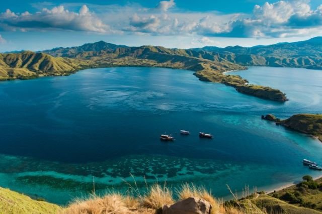 Puncak Gili Lawadarat