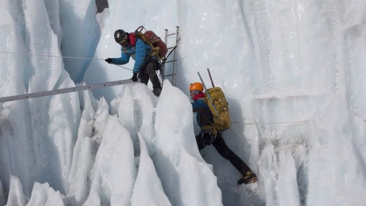 Tak Ada Orang yang Bisa Mendaki Everest Tanpa Mereka, Begini 12 Fakta di Balik Kehidupan Sherpa