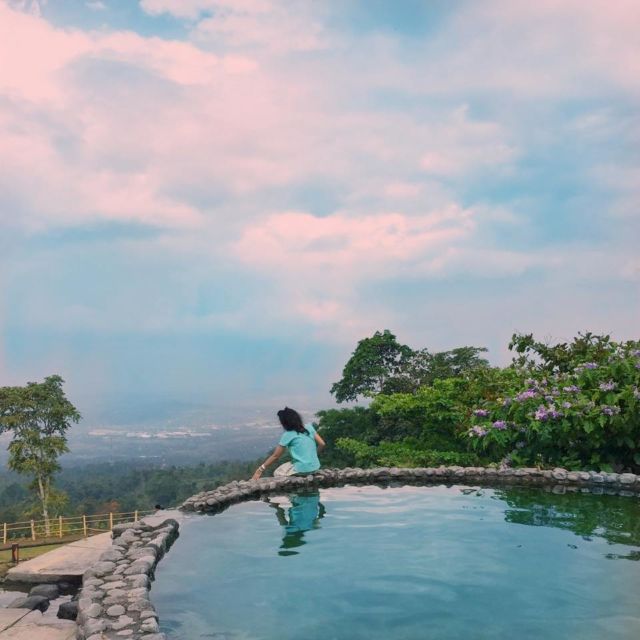 7 Kolam Renang yang Instagramable di Semarang. Mulai dari Kolam Renang Alami Sampai Infinity Pool!