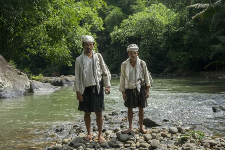 Begini Serunya Mandi di Sungai Saat Berlibur ke Baduy Dalam. Serasa Menyatu dengan Alam!