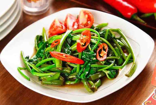 Tumis Kangkung Mercon