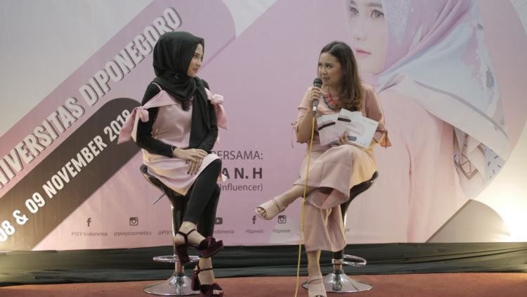 Seru-seruan Di Pixy Beauty & Inspiring Talks Semarang. Cantik Itu Ternyata Ekspresi Diri