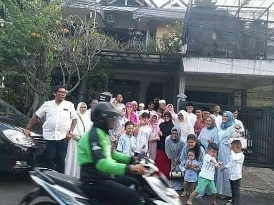 Kata Siapa Foto Bareng itu Gampang? 11 Gangguan ini Sering Terjadi lo, Tapi Malah Bikin Ngakak