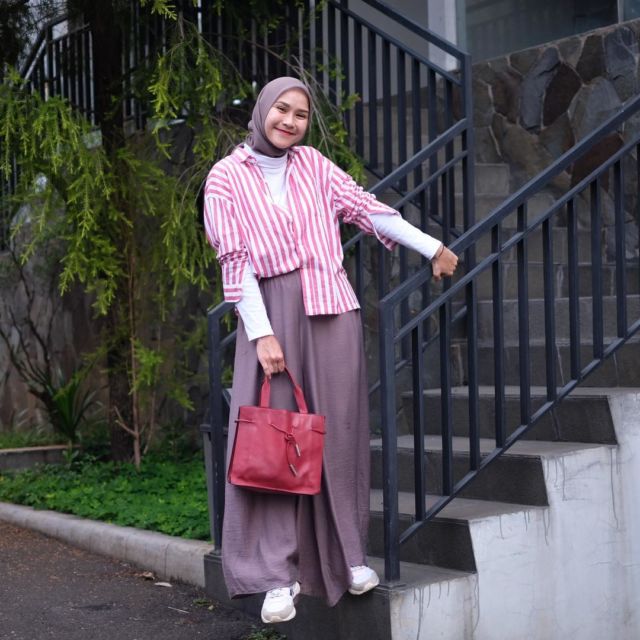 11+ OOTD Kece dengan Manset untukmu yang Berhijab. Lengan Tertutup, Gaya Makin Memikat