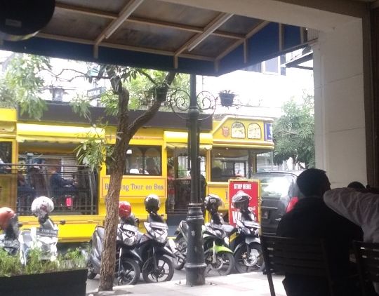 20 Ribu Keliling Kota Bandung dengan BANDROS, Bus Tayo Kekinian