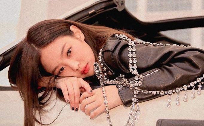 Refleksi Diri Melalui Lagu Solo by Jennie Blackpink