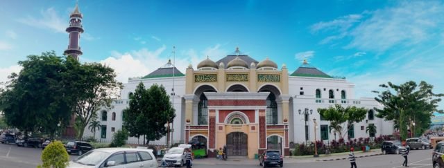 Memandang Kemegahan Masjid Agung sebagai Harapan Indah Kota ini