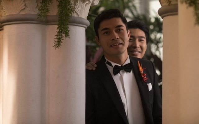 Nick Young, diperankan oleh Henry Golding