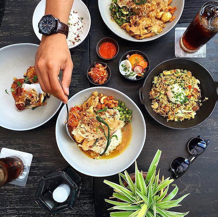 7 Cafe dan Resto Instagramable di Seminyak, Bali. Bakal Puas Deh Makan dan Foto-foto di Sana!