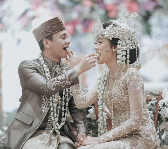 Punya Banyak Mantan, 6 Artis Ini Akhirnya Nikah Juga. Bukti Kalau Hati Berlabuhnya Ke Satu Orang