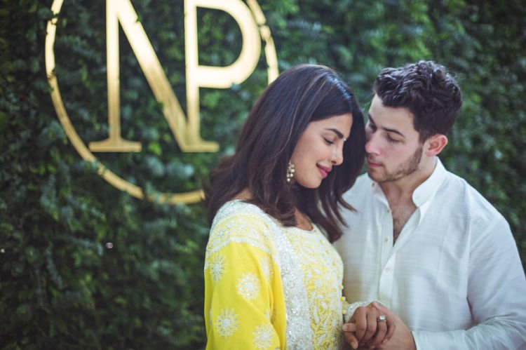 6+ Potret Kebahagiaan Jelang Pernikahan Privat Nick Jonas-Priyanka Chopra yang Menggabungkan Dua Kultur: India dan Amerika