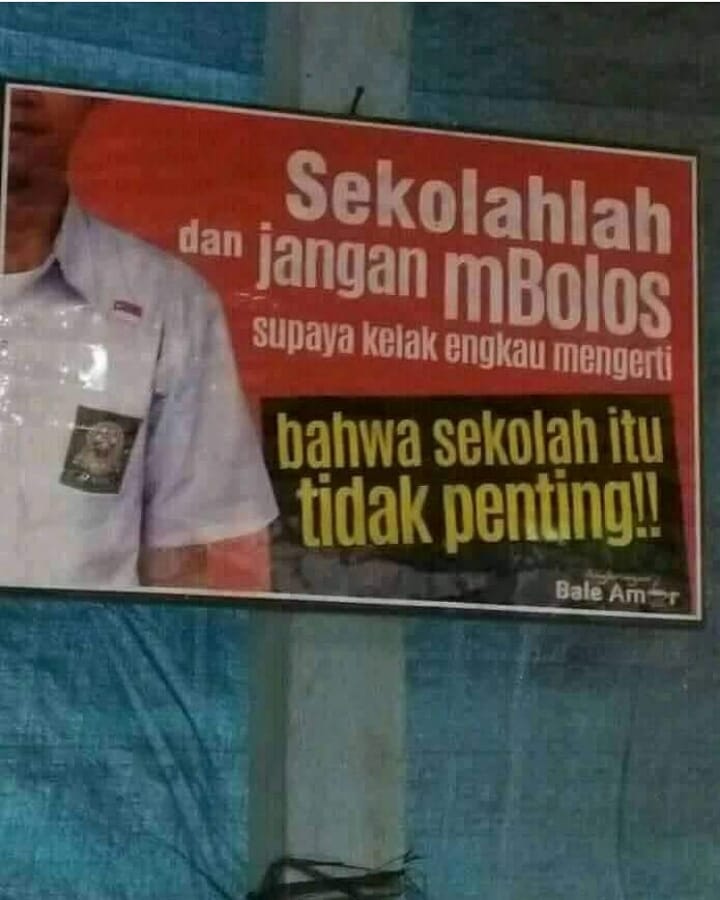 Bukannya Kasih Petunjuk, 17 Spanduk dan Tulisan ini Malah Bikin yang Baca Kebingungan. Ngelawak nih~