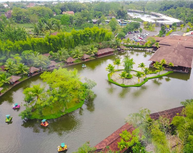 6 Restoran di Jogja yang Mempunyai Pemandangan Spektakuler. Jadi Pengen Segera Liburan ke Sana!