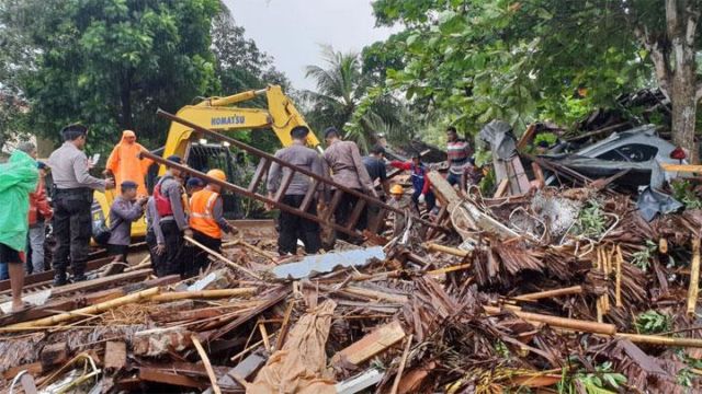 Tanpa Gempa atau Surutnya Air Laut, BMKG Pastikan Tsunami di Selat Sunda Dipicu Erupsi Anak Krakatau