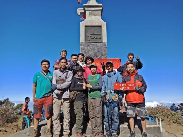 Puncak Gunung Lawu