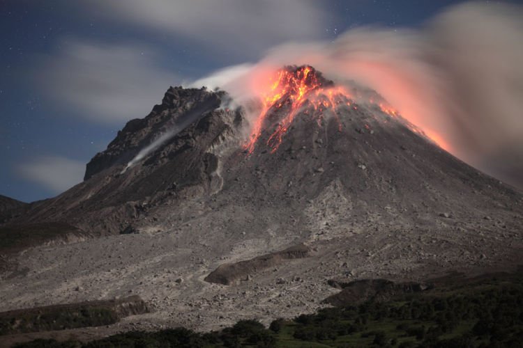 7 Letusan Gunung Paling Mematikan yang Pernah Terekam Manusia. Dua yang Terdahsyat dari Indonesia!